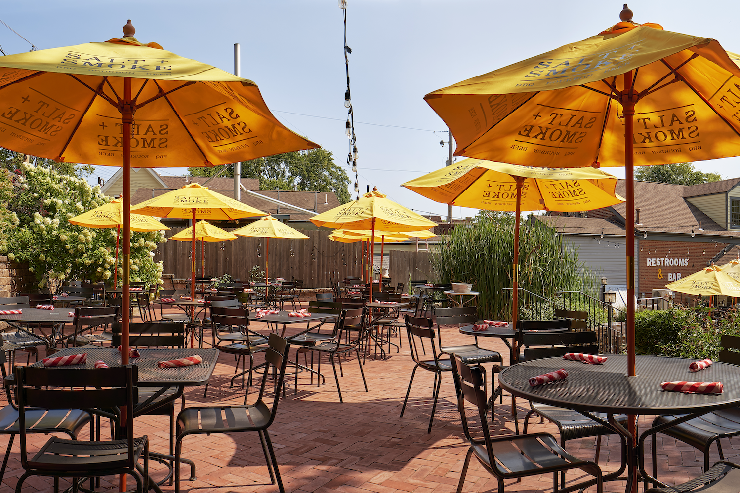 SaltnSmoke-StCharles-ExteriorRoom-angle8-010_HDR_Panorama