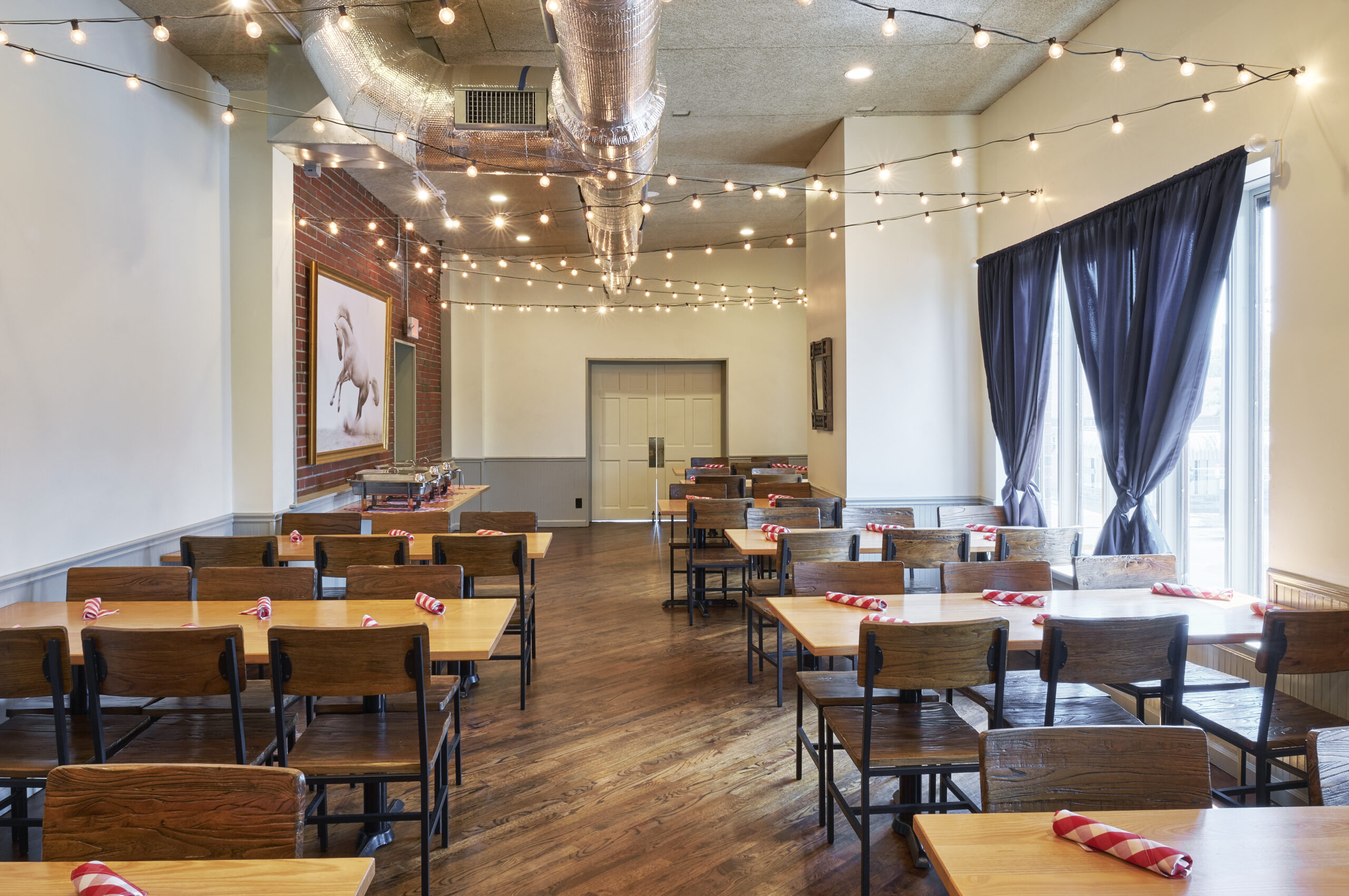 SaltnSmoke-SouthCity-InteriorRoom1-angle3-001 Bovine Room event space to rent in Hampton St Louis